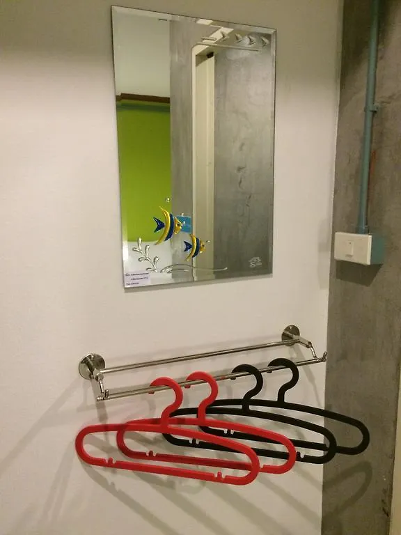 K2 Backpacker Hostel Khao Lak