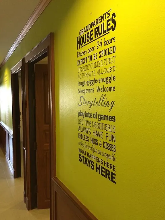 K2 Backpacker Hostel Khao Lak